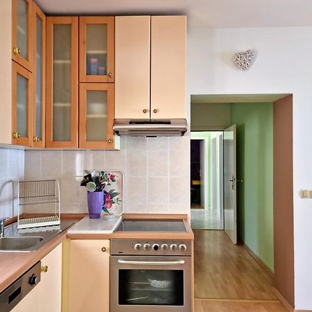 Apartments Soric Omiš Стая снимка