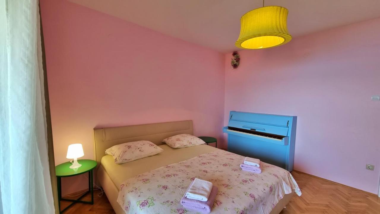 Apartments Soric Omiš Екстериор снимка